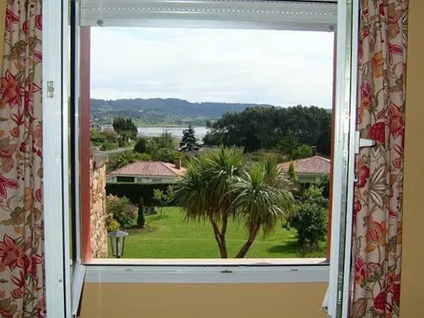 Hotel Rural Alavera