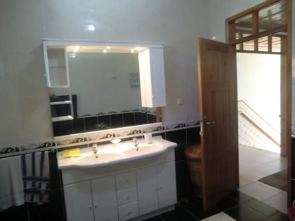 Captivating 3-bed Villa