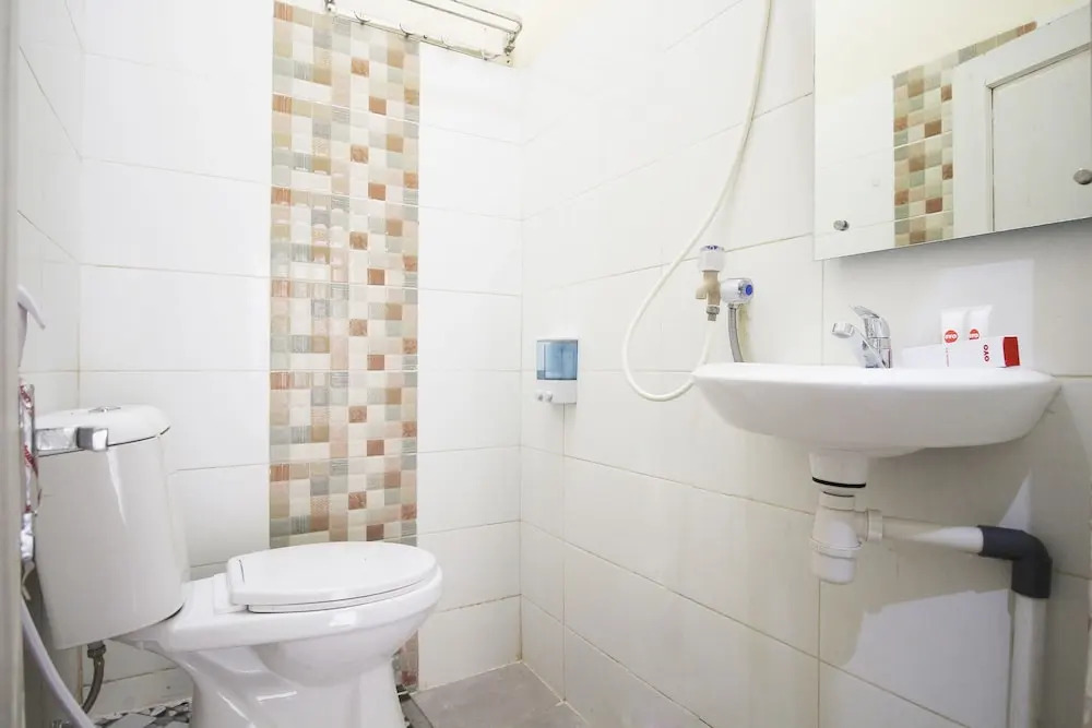 Fabio Guest House By OYO Rooms