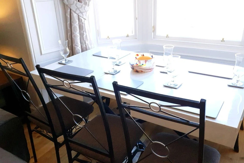 Newly Refurbished Duplex in Edinburgh City Centre