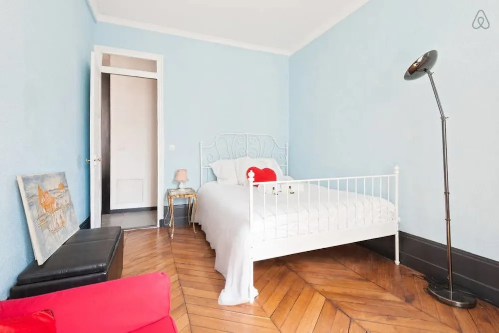 Elegant and Spacious T3 - Part Dieu