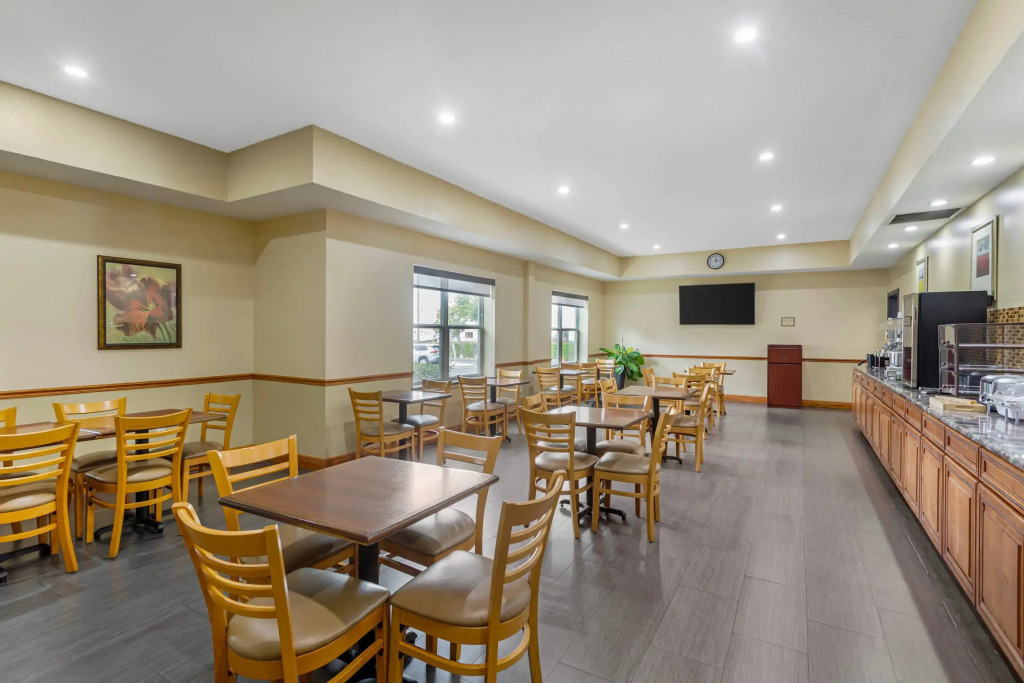 Country Inn & Suites by Radisson, Jacksonville West, FL