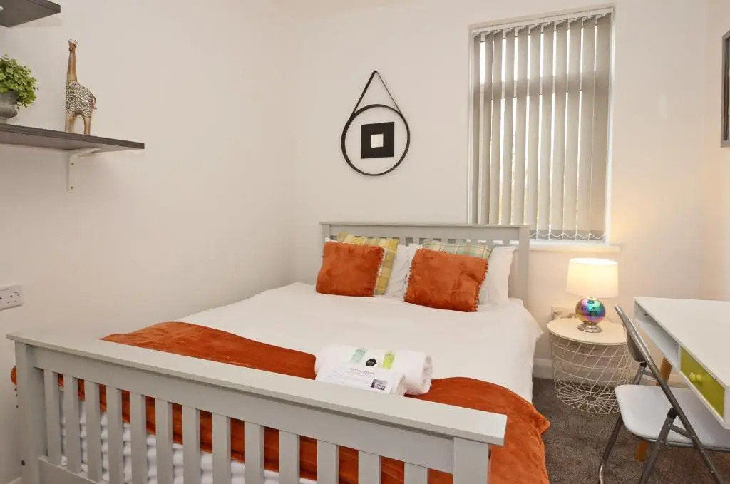 Townhouse PLUS @ 301 West Street Crewe