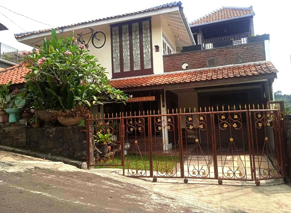 EXPRESS O 92299 Bumi Bati Deudeuh