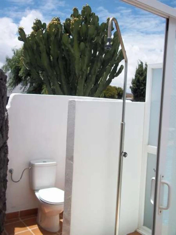 House With 2 Bedrooms in Tahiche, With Wonderful Mountain View, Privat