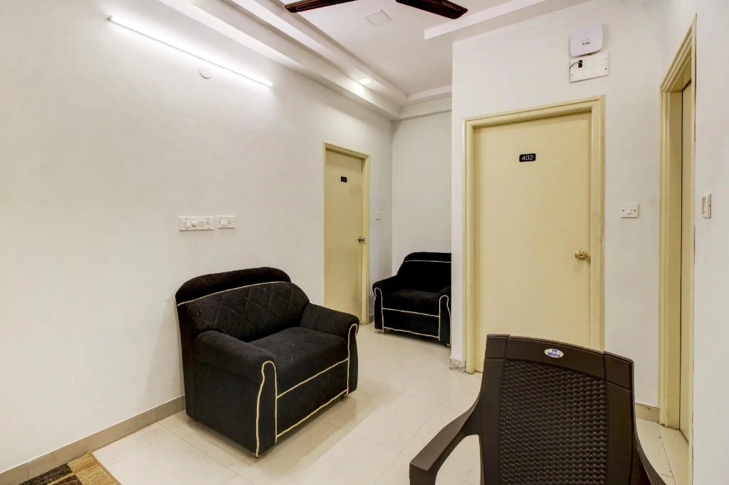 FabHotel Kings Suites Banaswadi