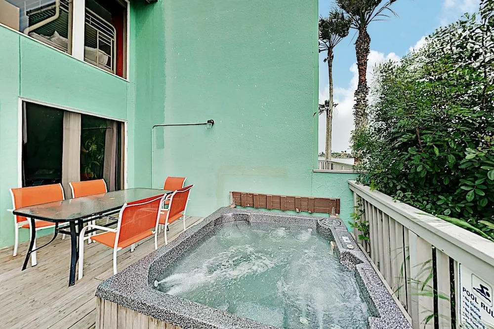 14300 Aloha St Townhome Unit 133