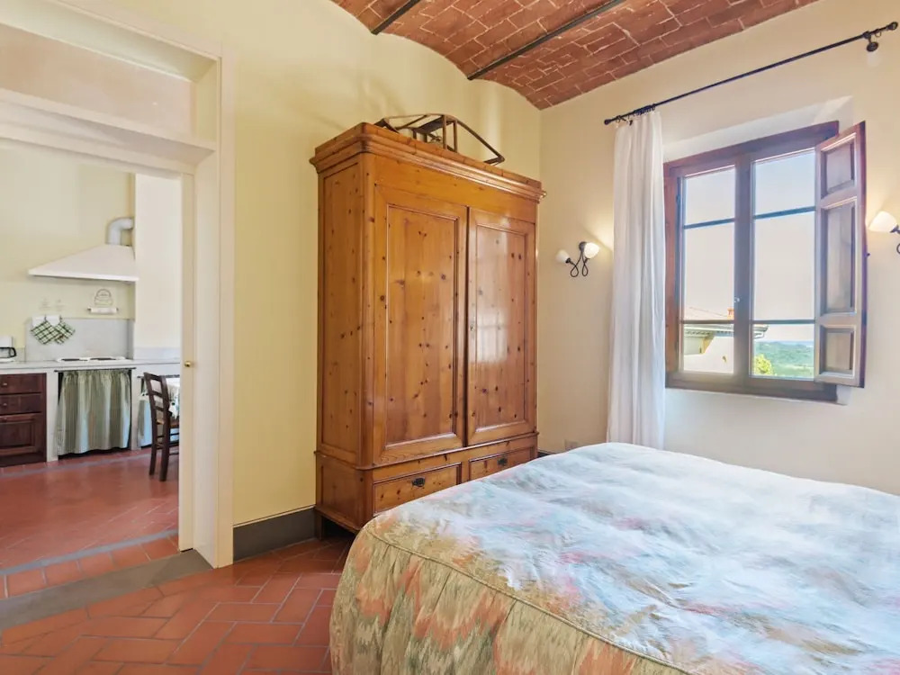 Graceful Apartment in San Miniato with Swimming Pool