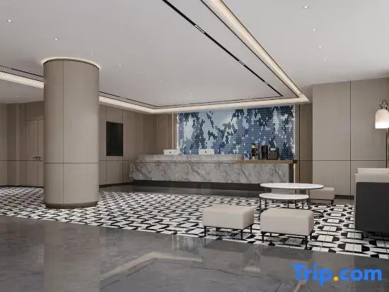 OKDAY Hotel (Shaya People's Square, Aksu)