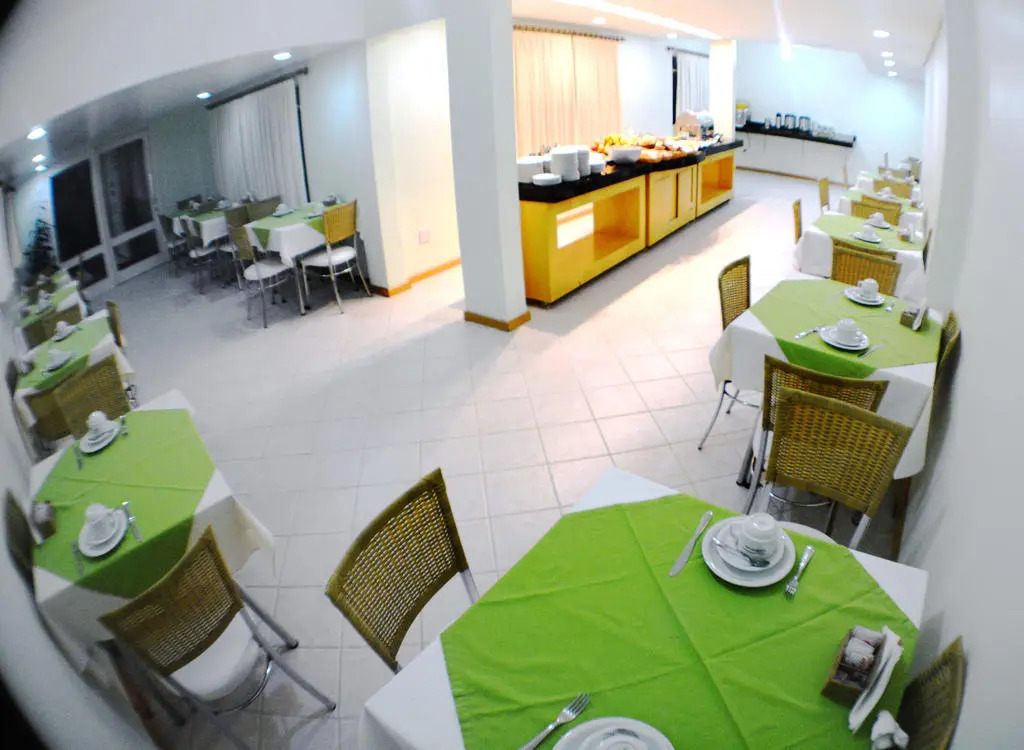 Golden Hotel - O MAIS CENTRAL - Pet Friendly