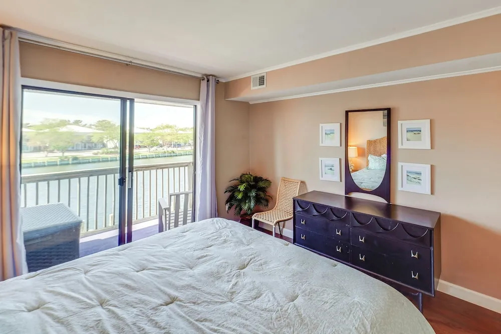 Spring Escape: Ocean City Bayview Condo