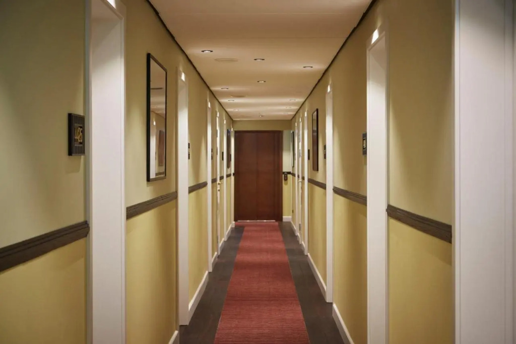 WIDE Hotel
