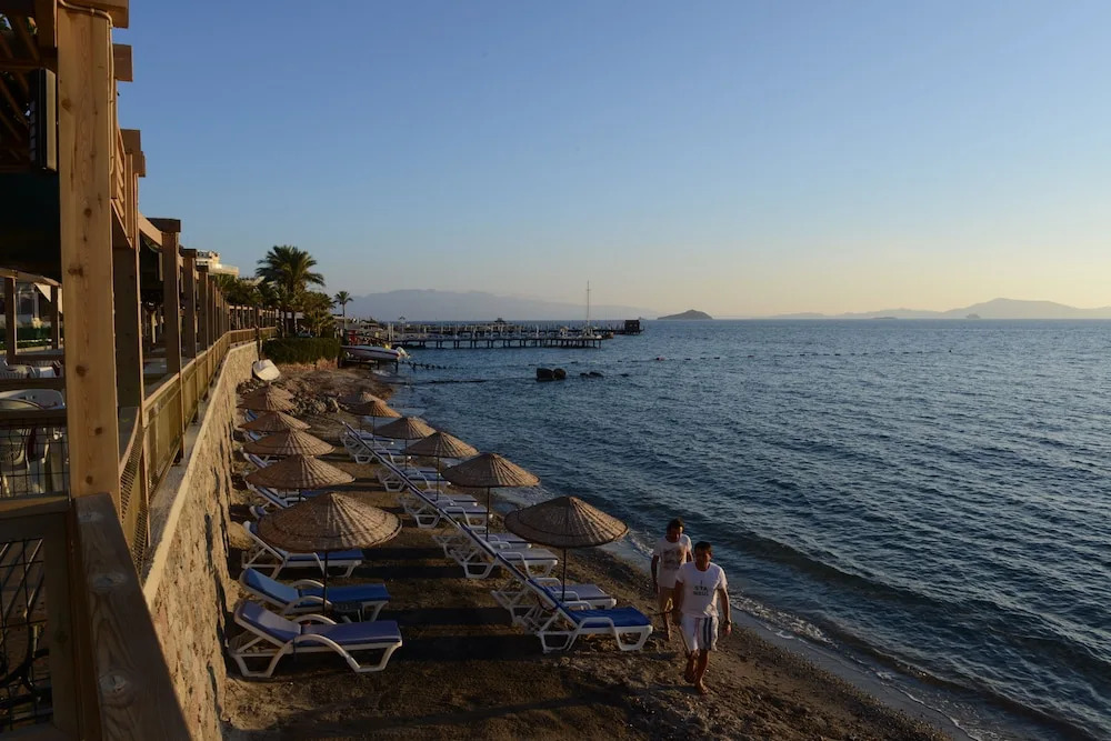 Bodrum Ada Suites Beach Hotel
