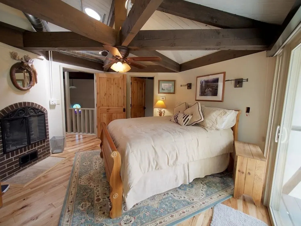 Cliffside House - 3 Bedroom Near Mt Princeton Hot Springs Home