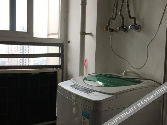 Zhengyang Business Hotel