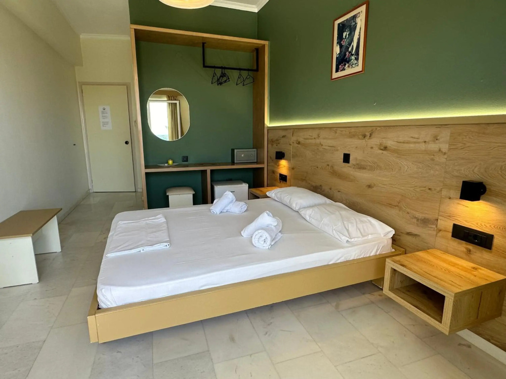 Regina Hotel
