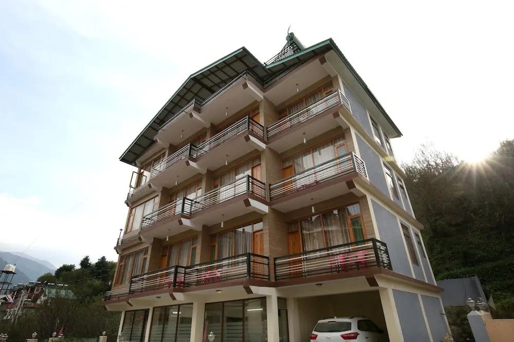 OYO 10116 Hotel Rhythm Retreat