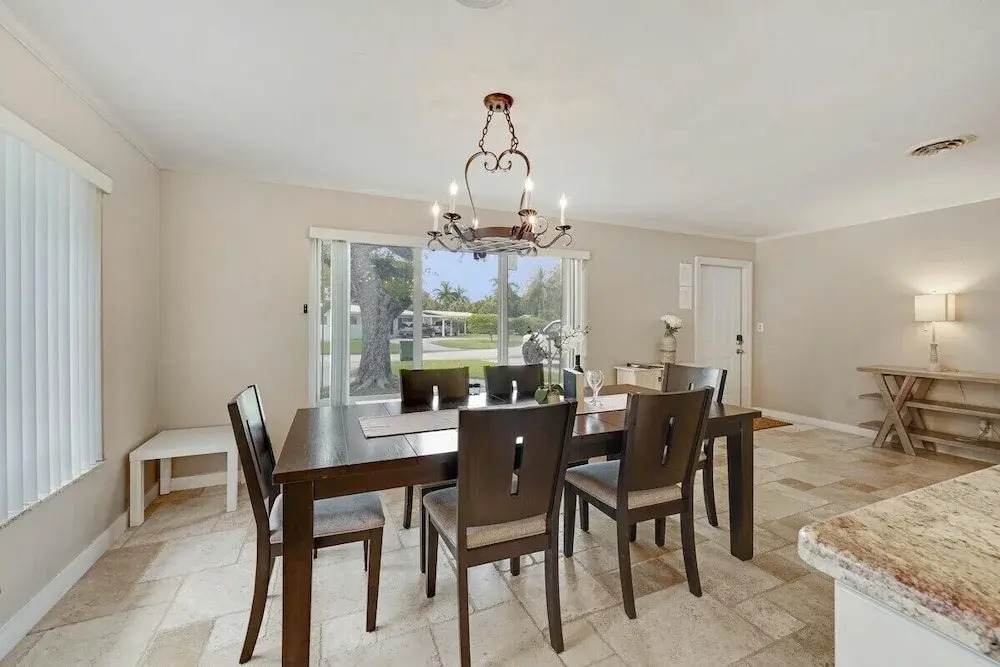 332 Wilton Manors in Wilton Manors