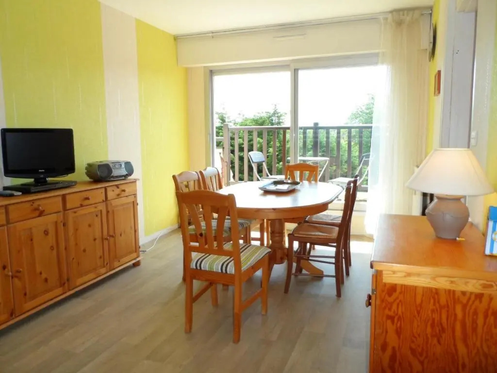 Appartement Cabourg, 3 pièces, 6 personnes - FR-1-487-167