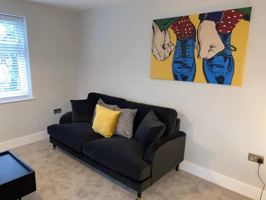 Roomotel - Oakview Moseley