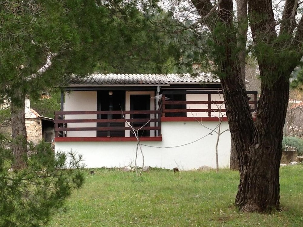 House Tia