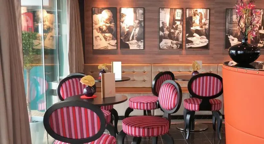 Fairtours Hotelschiff 5* Köln