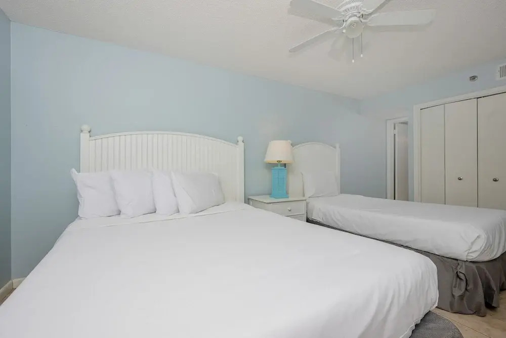Phoenix Iii 3106 2 Bedroom Condo