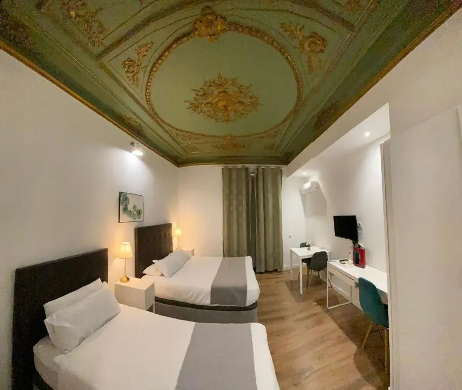 Nice Dreams House