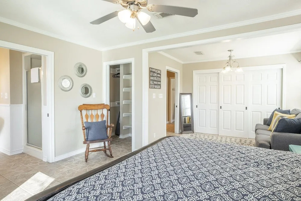 Maverick's River Haus 3 Bedrooms 3 Bathrooms Home