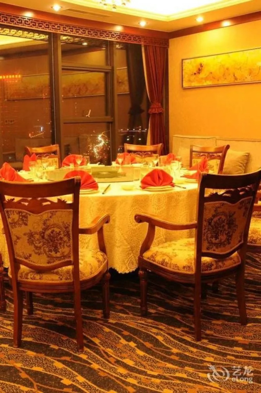 Yasheng Hotel