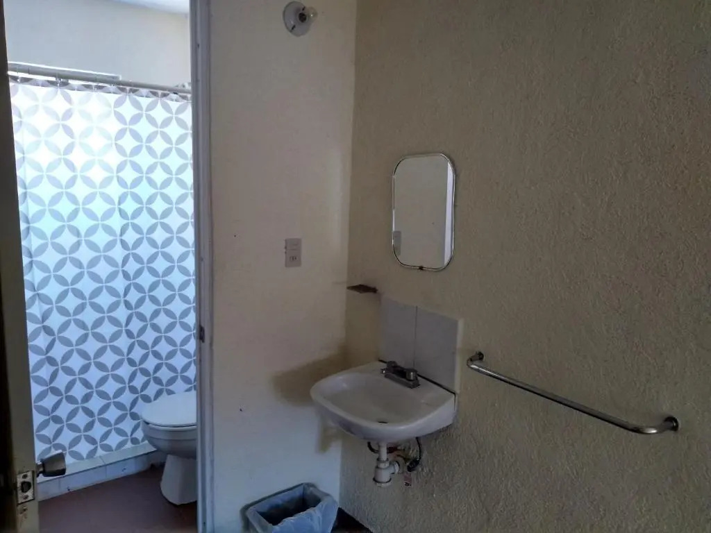 Condominio La Duquesa, Bonita alberca, casi en la puerta, WIFI, Agradable, Tranquilidad