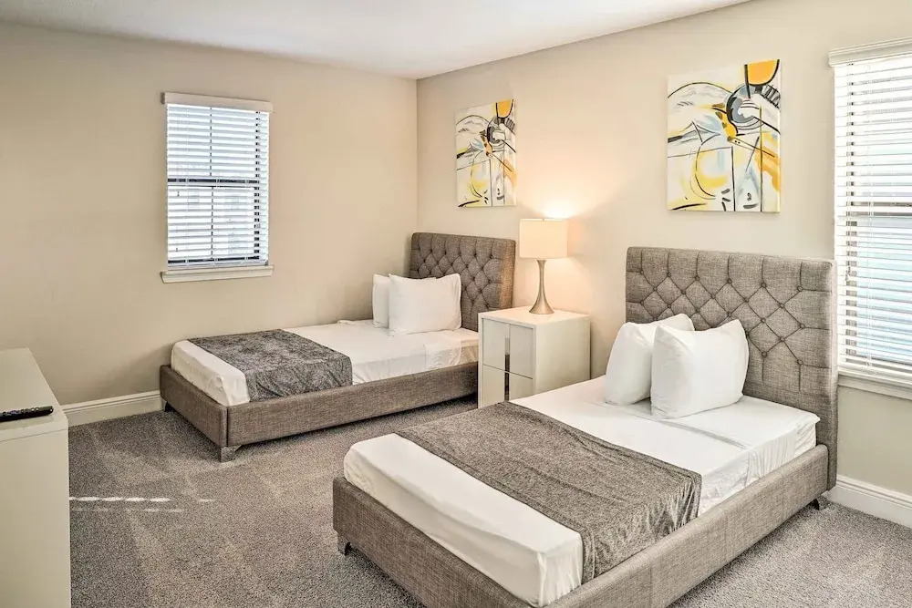 Modern Haines City Home w/ Pool & Lanai