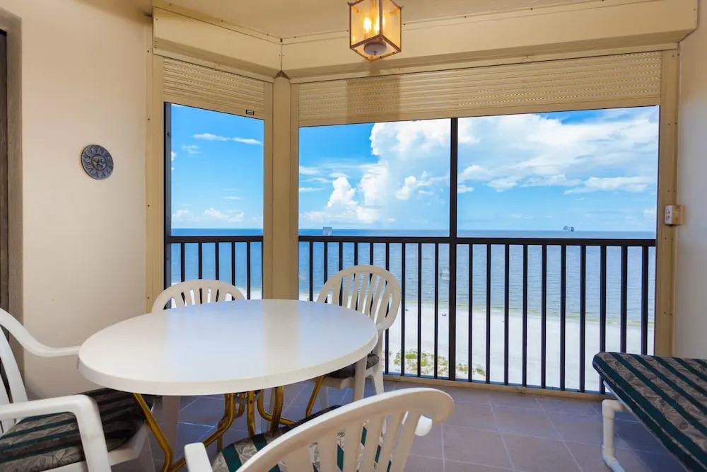 Fort Myers Beach Area 7500 - 1103