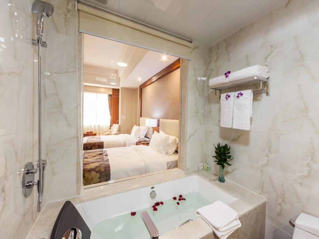 Hongkong International Hot Spring Hotel