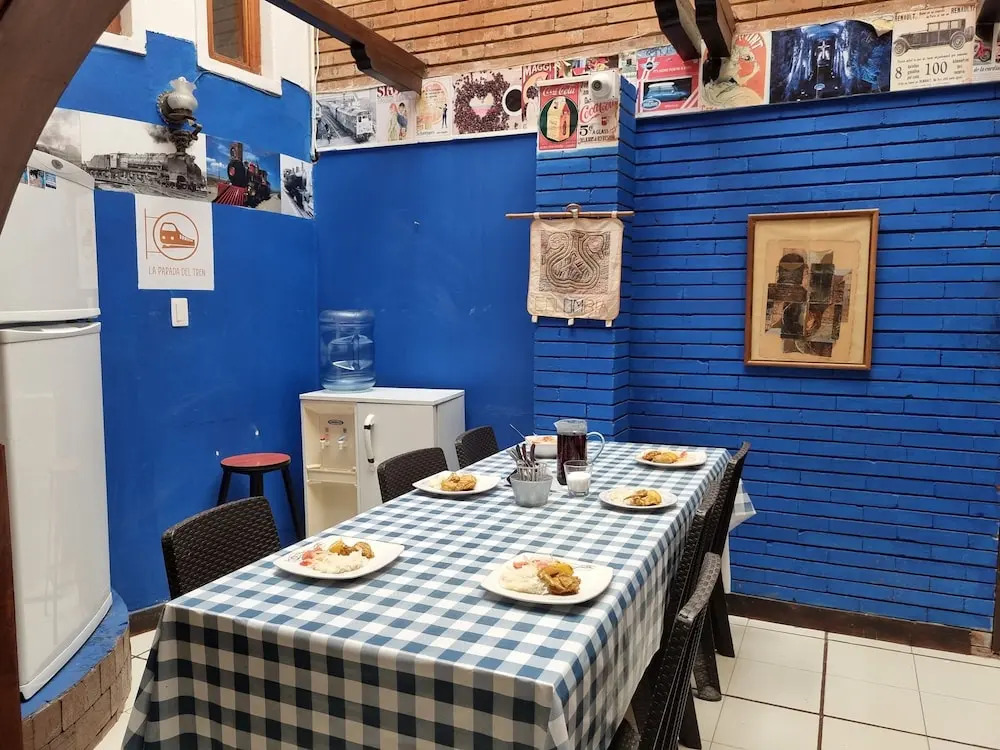 acogedor Hostal usaquen la parada del tren