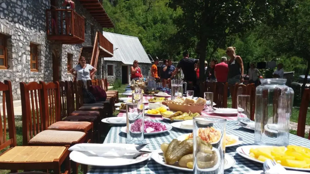 Bujtina Berishta Theth
