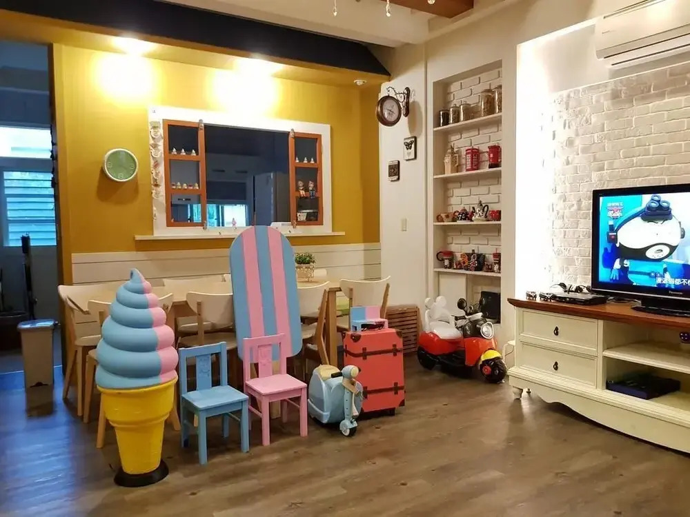 12 Kids House