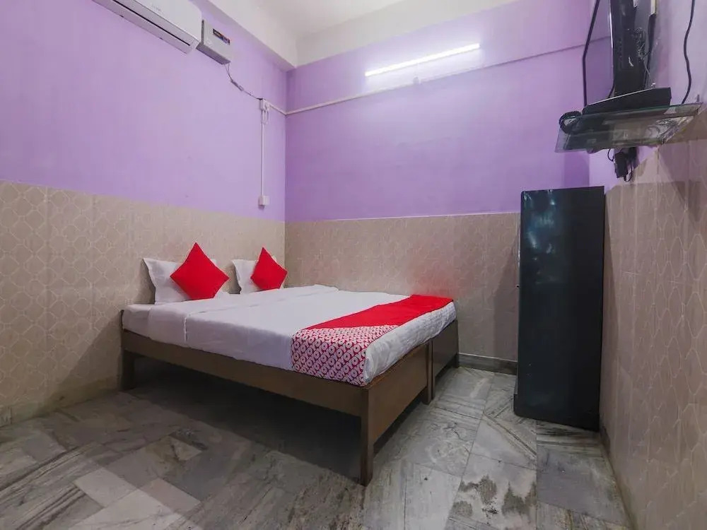 Hotel Midline by OYO Rooms