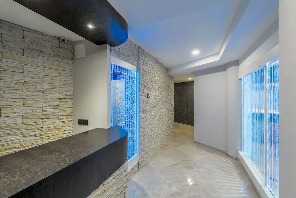 Sea View Luxury Rooms Seven of Nine