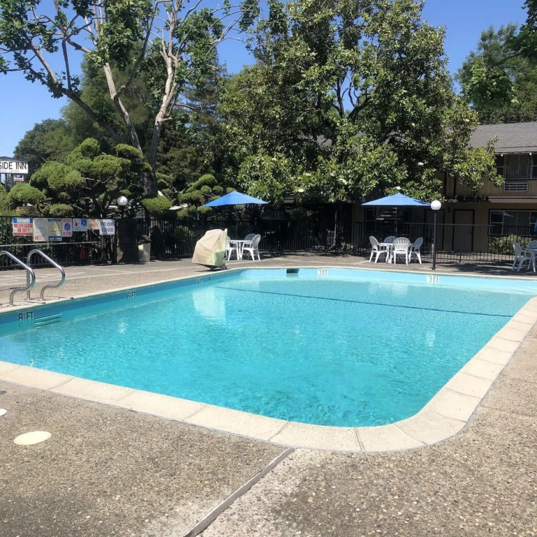 Hillside Inn