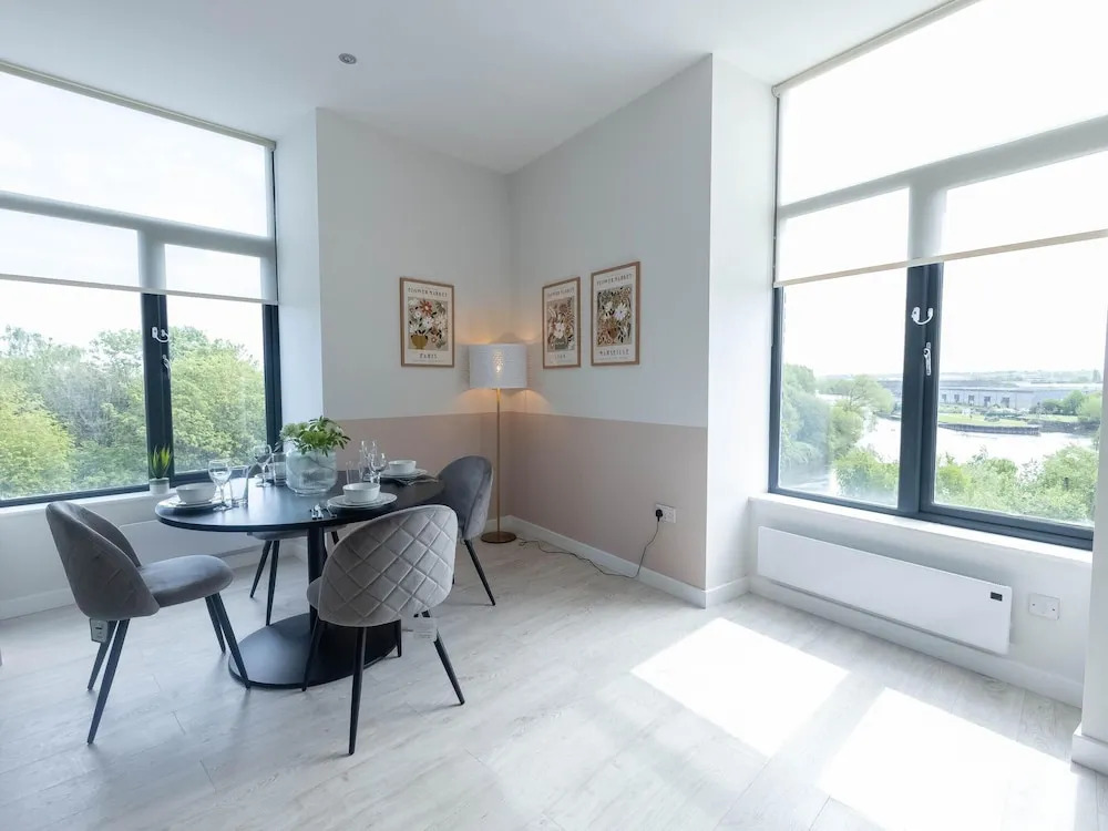 Two-bedroom by Leeds Art Gallery by Belvilla