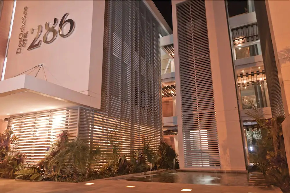 Hotel 286