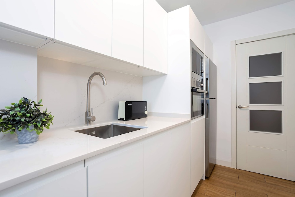 Genteel Home Velarde