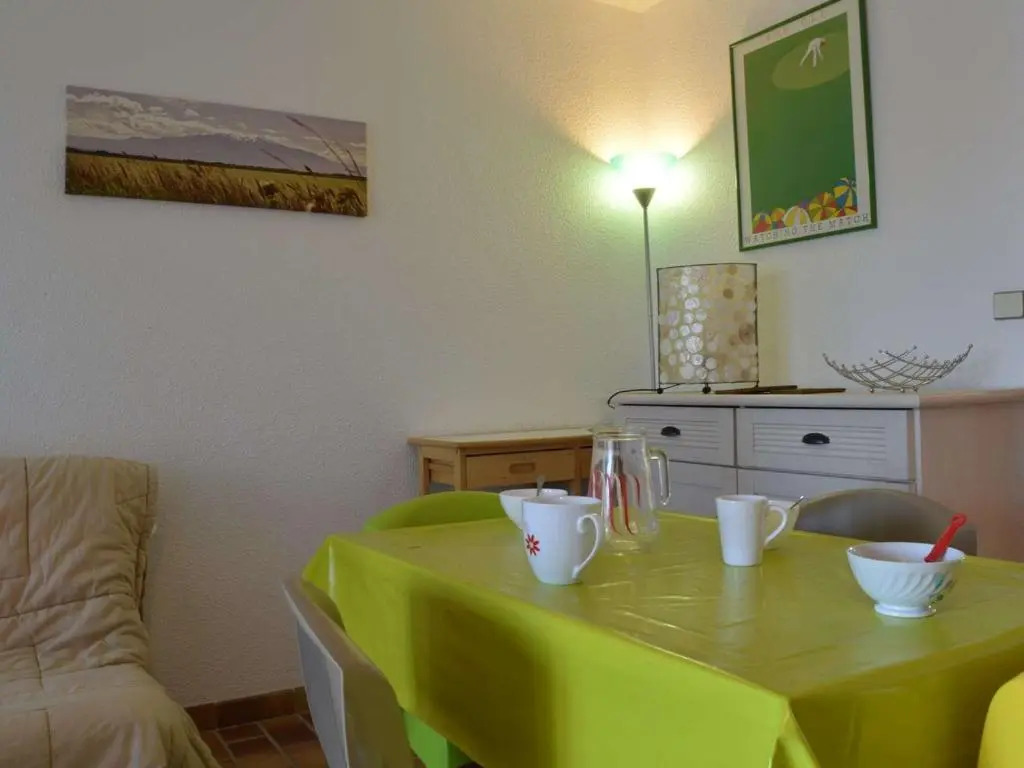 Appartement Saint-Cyprien, 2 pièces, 6 personnes - FR-1-225D-4