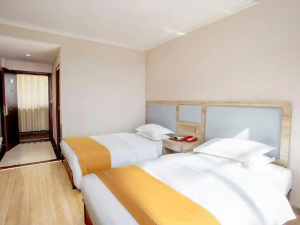 Jinding Hotel