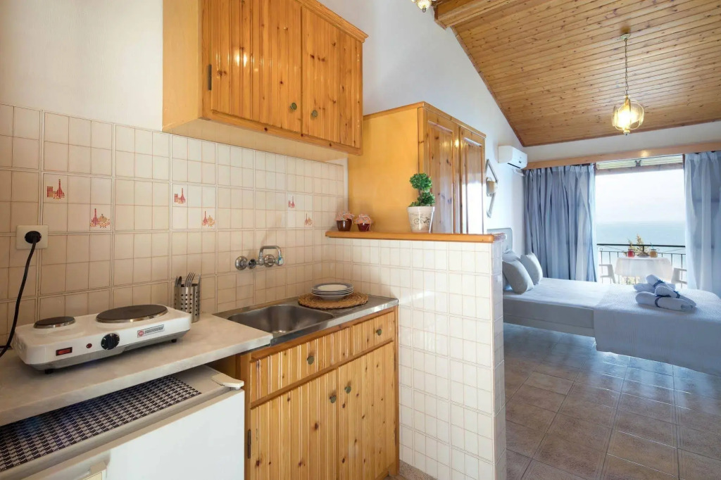 Corfu Bay sea view apartments 100m from the beach