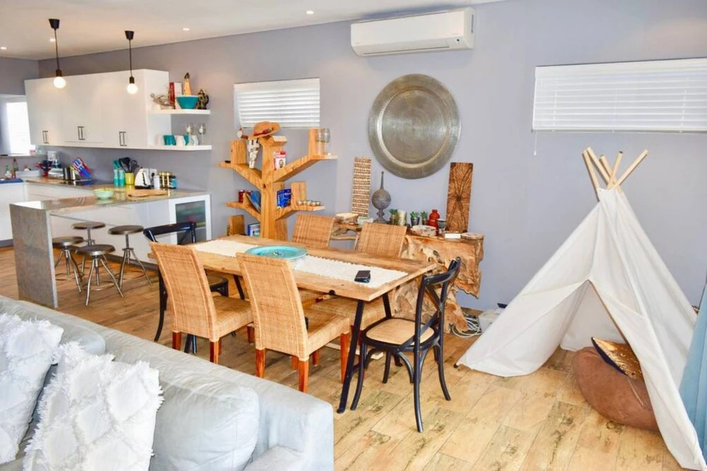 3 Bedroom House in Bantry Bay