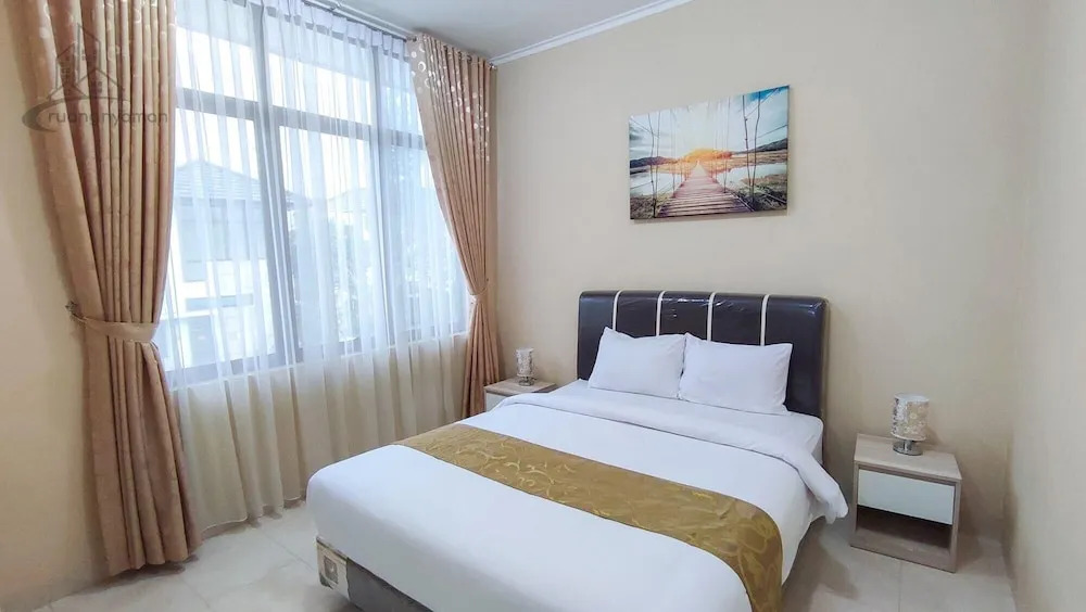 Atmosfer Guest House Sentul