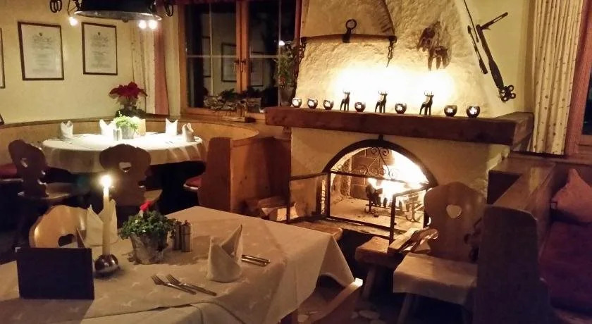 Hotel Garni - Restaurant Kaminstube