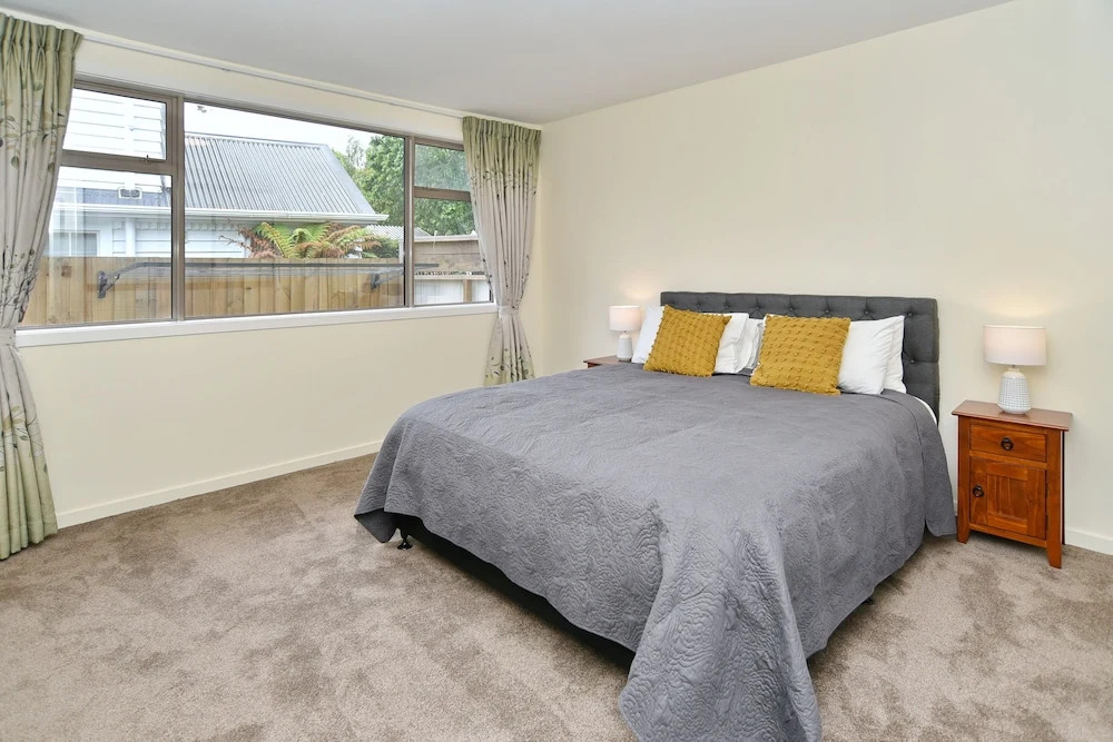 Clyde 106 - Christchurch Holiday Homes